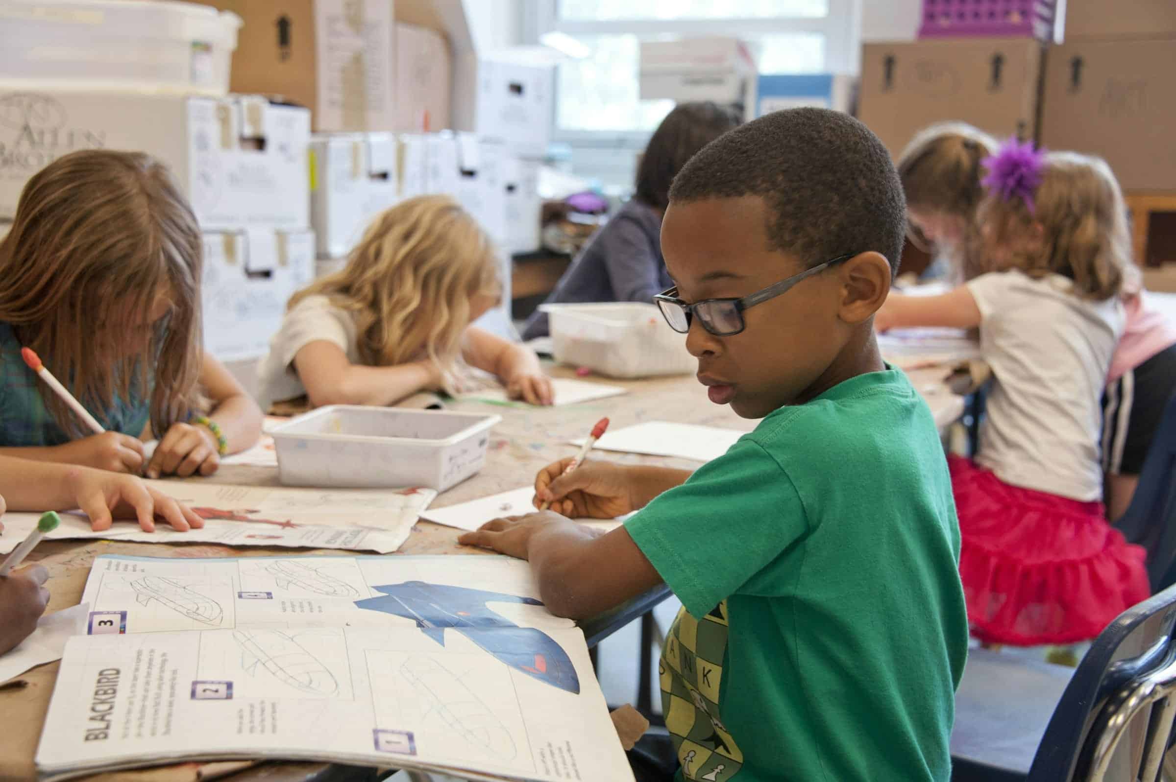 Charlotte’s Web Volunteers Bring STEM Into Local Schools